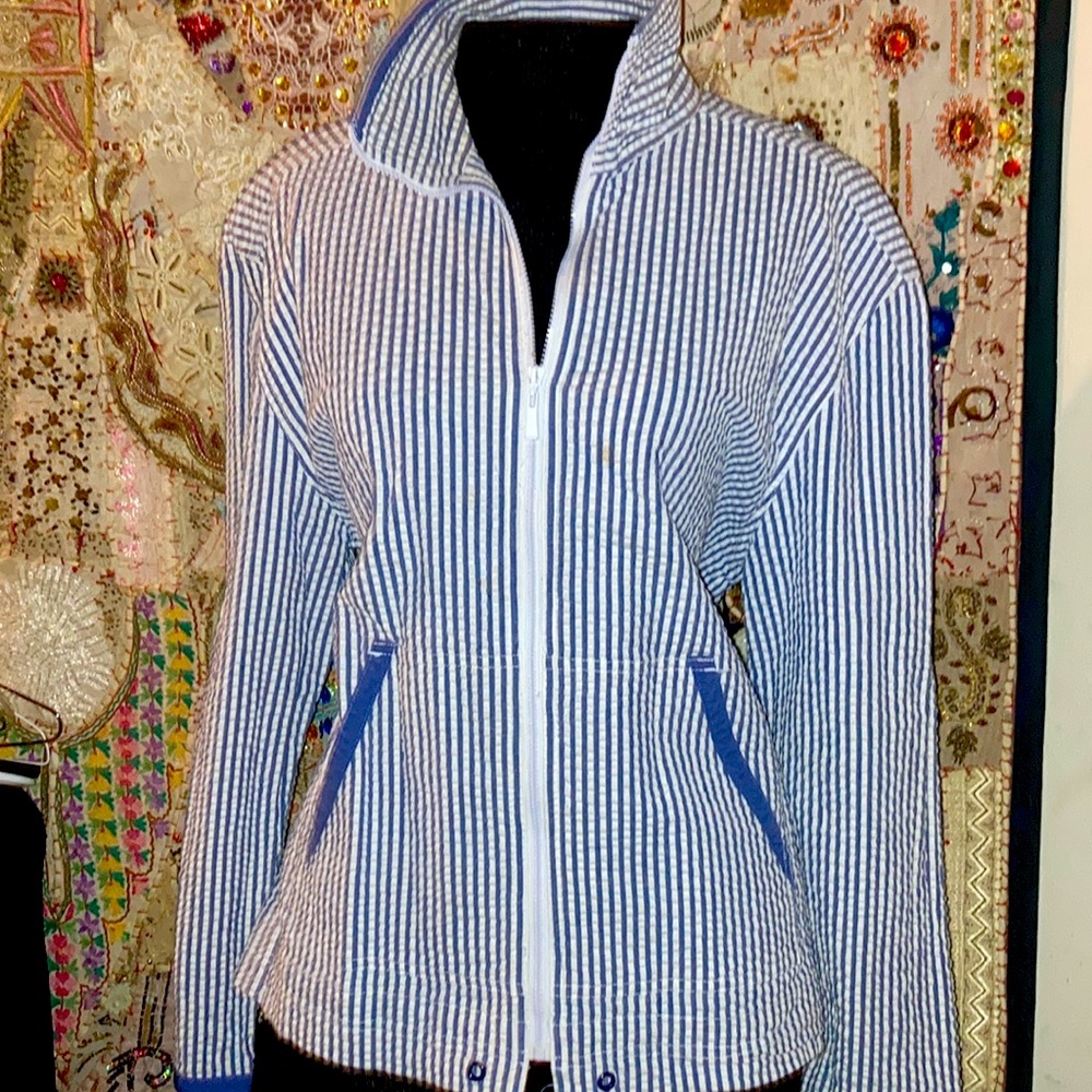 Blue White Classic Design zippered closure w/pockets 97% cotton 3 # Spandex